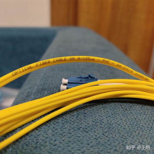 光纖跳線標(biāo)識(shí)全解析 從多模、單模到OM3萬(wàn)兆跳線